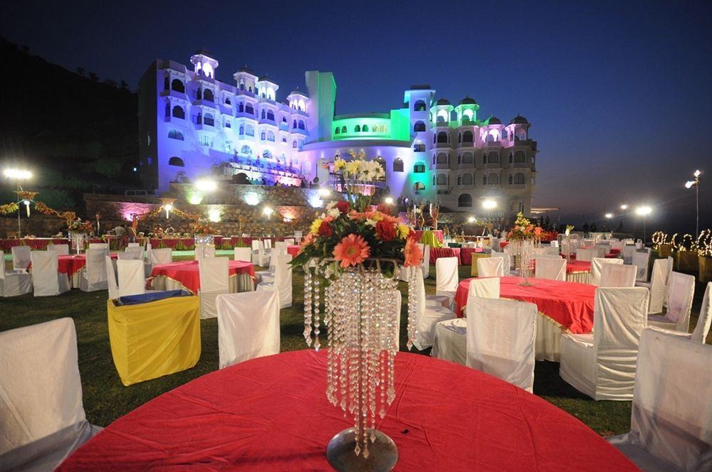Bhairavgarh Palace Udaipur Eksteriør billede