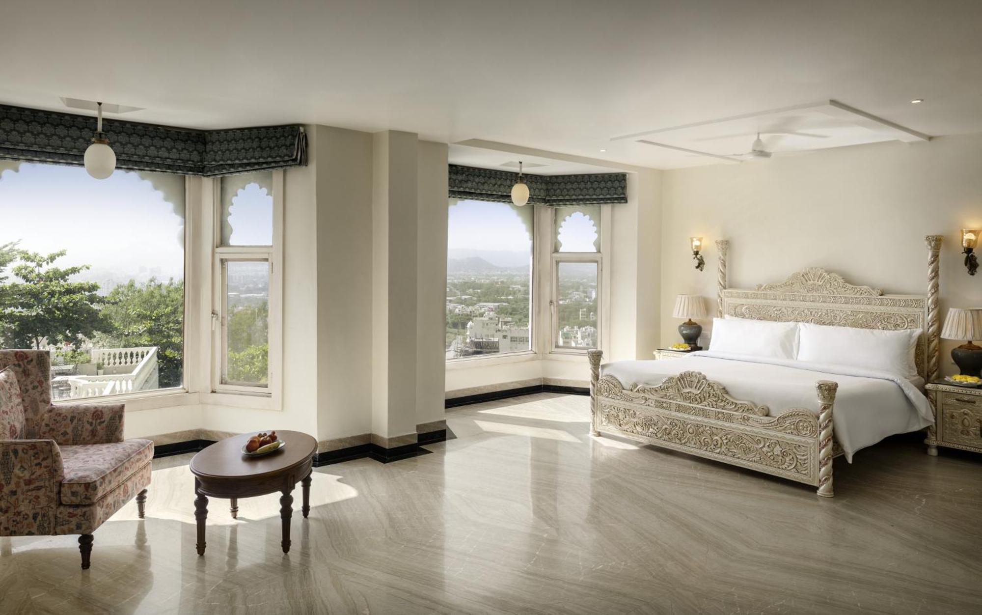 Bhairavgarh Palace Udaipur Eksteriør billede
